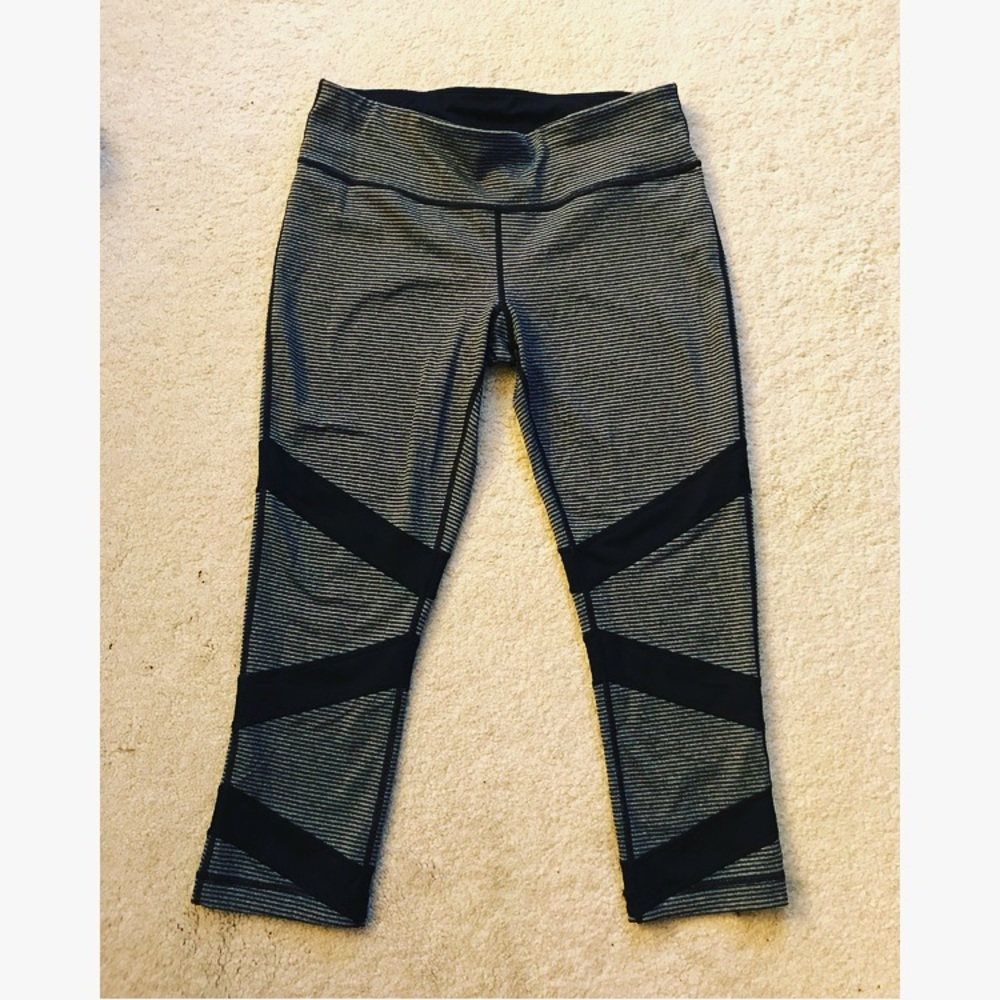 Striped Cropped Legging